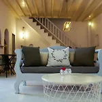 Relaxing Mykonos